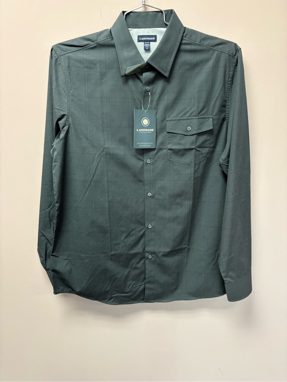 Men’s Dark Gray Long-Sleeve Dress Shirt